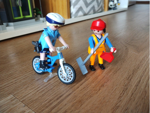 Playmobil Policía En Bici Y Barrendero