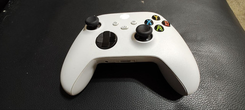 Joystick Xbox One White Robot (leer/seña)
