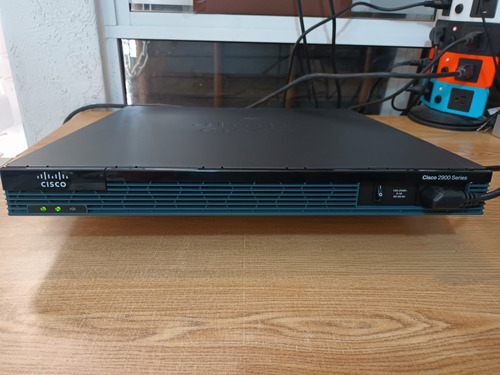 Router Cisco Systems 2901 Series 