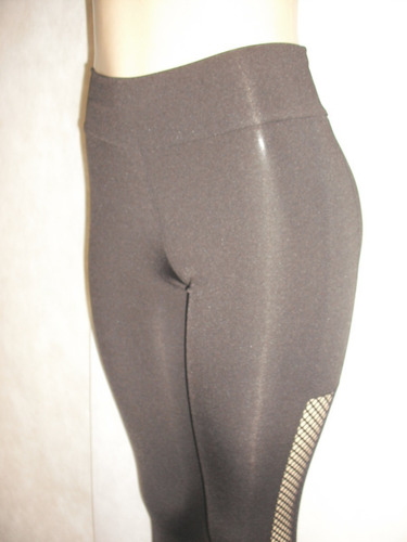 Leg Legging Preta Stilo Dumo M Telada Na Lateral Bom Estado