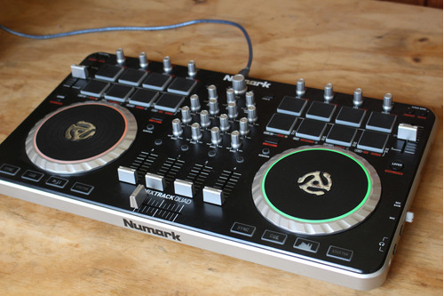 Controlador Dj Numark Mixtrack Quad 4 Canales 