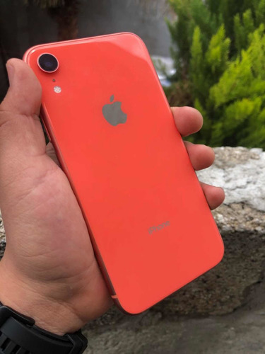 iPhone XR Seminuevo