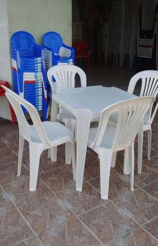 Conjunto De Mesas E Cadeiras De Plástico 154 Kls