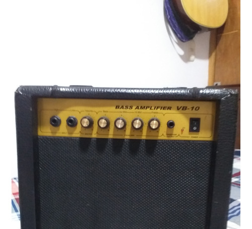 Amplificador Bajo 10 W Tom Grasso