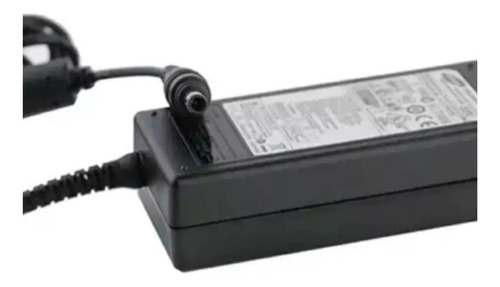 Cargador Samsung 19v 2.1a 5.5x3.0 Np300e4c Np300e4e Np300e5a