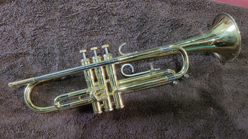 Trompeta Getzen Series 300