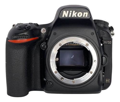 Camera Nikon D750 400k Cliques