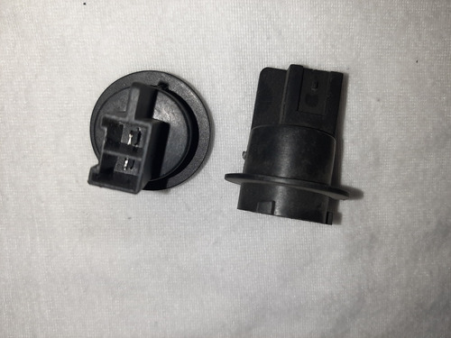 Soquet Conector Cuarto Tsuru Iii 94 Al 96 Y  2001 Al 2015