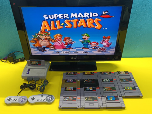 Consola Supernes Junior Con 2 Controles Y Un Juego A Elegir