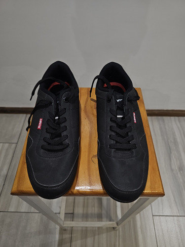 Zapatillas De Cuero Levi's