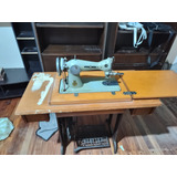 Maquina De Coser Antigua Eslabon De Lujo Con Pedalera 