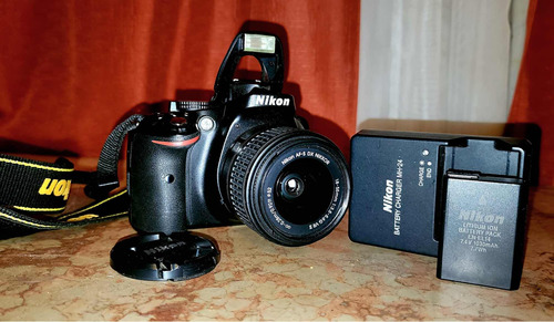 Cámara Fotográfica Nikon D-5200 Réflex