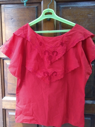 Blusa Roja Bordada Retro Vintage 