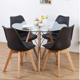 Comedor Eames Vidrio Con 4 Sillas Tulip Acolchadas