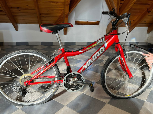 Bicicleta Vairo Roja Vulcan 2.4 18 Velocidades Rodado 24