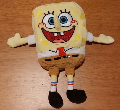 Peluche Bob Esponja.largo: 22 Cm Y Ancho: 27 Cm