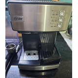 Cafetera Oster Espresso Automática Silver Em6603ss