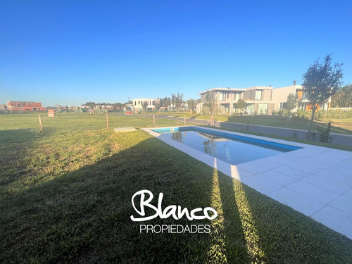 Casa En Venta En Carpinchos, Nordelta, Tigre - Imagen 4