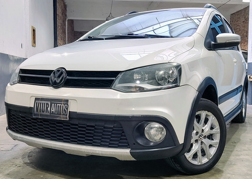 Volkswagen Suran Cross 2014 1.6 Highline 101cv