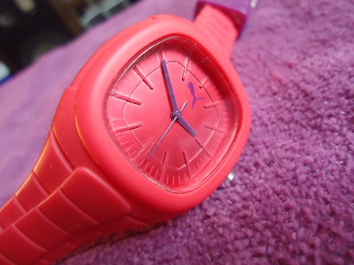 Puma Pink Metalic Reloj Retro Para Mujer