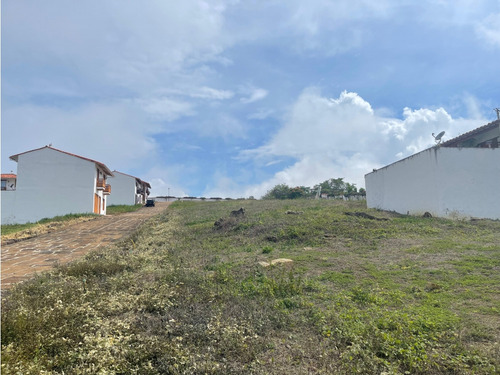 Lote En Conjunto Cerrado En Bagari Barichara - Imagen 2