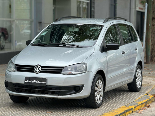 Volkswagen Suran 2013 1.6 Comfortline 101cv 11a