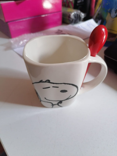 Taza Cuadrada Con Cuchara Varios Personajes 