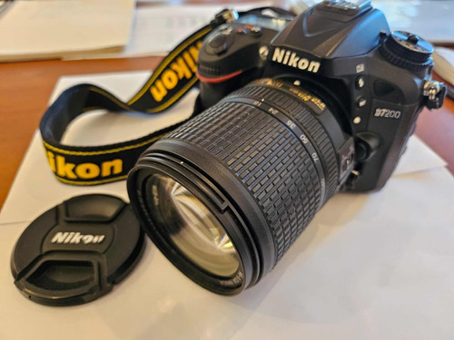 Nikon D7200 Kit 18-140mm Vr Negro