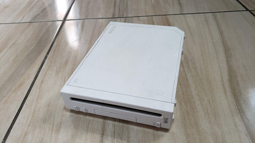 Nintendo Wii Branco Só O Console Funcionando 100% O Aparelho É Bloqueado. F15