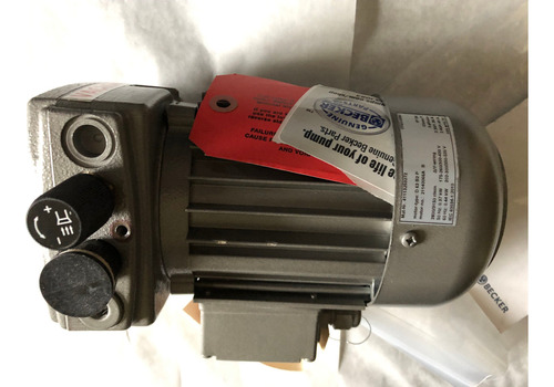 New Becker 3573722, Vt4.8 Vacuum Pump. 50/60hz 2800/3300 Mmk