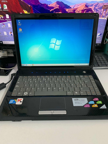 Notebook Bgh El-400 Windows 7 - 500gb Con Cargador