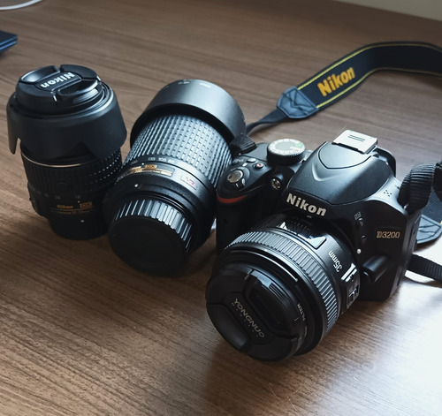 Câmera Nikon D3200 + 3 Lentes (35mm, 18-55mm E 55-200mm)