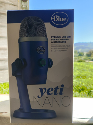 Microfone Condensador Usb Blue Yeti Nano - Azul Cor Azul-mar