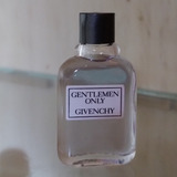 Perfum Miniatura Colección Givenchy Gentlemen Only 3ml Vint