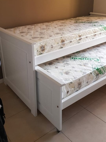 Cama Nido Doble Laqueada De Madera Superpuesta 