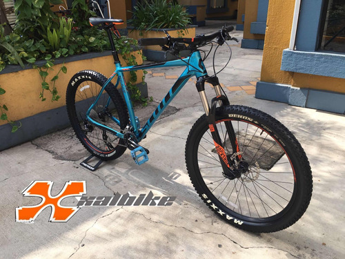 Bicicleta Scott Scale 720 Plus