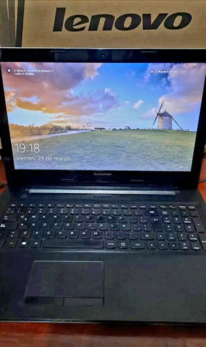 Notebook Lenovo Intel I5 8gb Ram 240 Ssd Win10 Caja Original