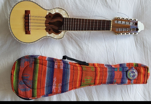 Charango Una Pieza En Madera