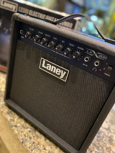 Amplificador Laney Para Guitarra Lx20r 20 Watts Rms