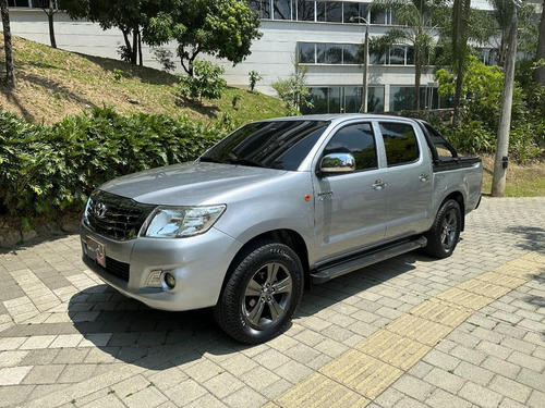 Toyota Hilux Dc