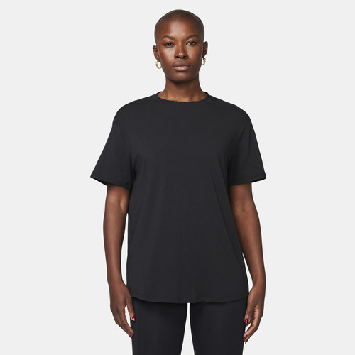 Polera Nike One Relaxed Mujer Negro