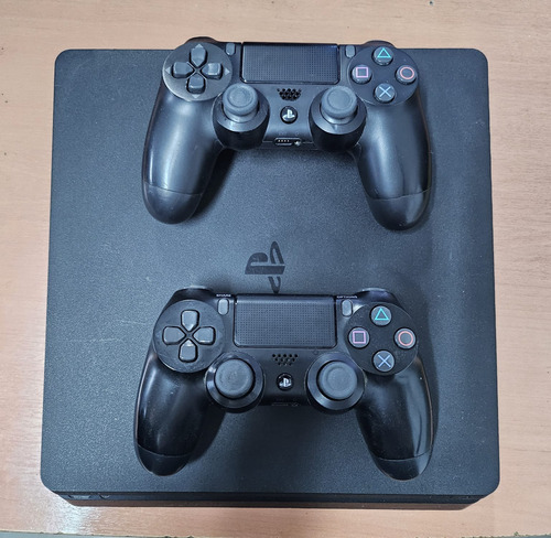 Ps4 Slim Como Nueva,+ 2 Joysticks + Fifa 23 