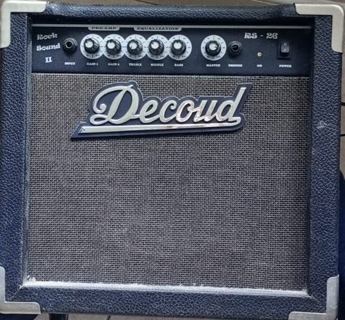 Amplificador Decoud Rs-26 Para Guitarra De 20w