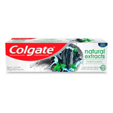 Pasta Dental Colgate Natural Extracts Carbón Activado Y Menta 67ml