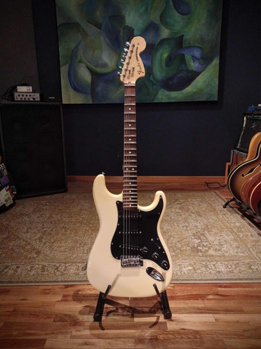 Fender Stratocaster Classic 70 Modificada Yngwie Malmsteen