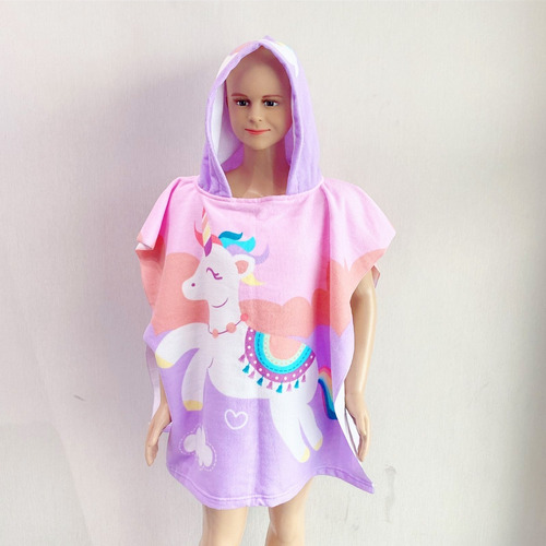 Poncho Infantil De Microfibra Modelo Unicornio