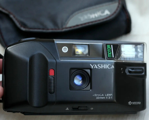 Câmera Fotográfica Yashica J Motor Analógica!