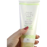 Satin Body Gel De Limpeza Corporal Karité Chá Branco/ Citrus