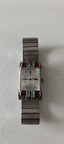 Reloj Bulova Antiguo De 1940 Con Zafiro Y Rubí 