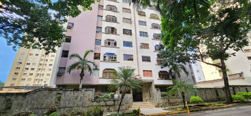 Se Vende Amplio Apartamento En La Trigaleña Valencia - Imagen 3